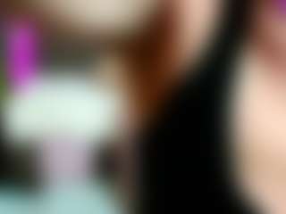 MelaniaTress's Live Sex Cam Show