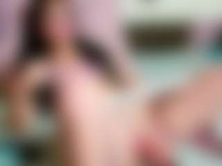 MelaniaTress's Live Sex Cam Show