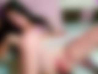MelaniaTress's Live Sex Cam Show