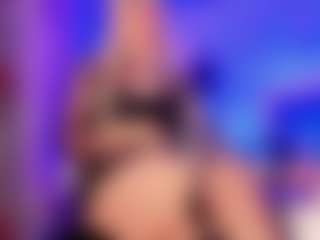 Live cam show with rosedewitt - Spank on Camsoda