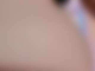 Live cam show with Roxy-Stone1 - College on Camsoda