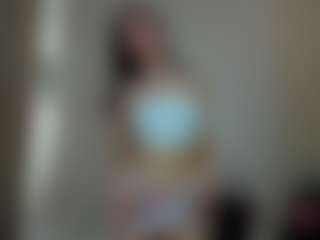 Live cam show with Emma - Sexydance on milfzrlive.com