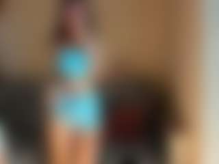 Live cam show with Emma - Slap on Free Soda
