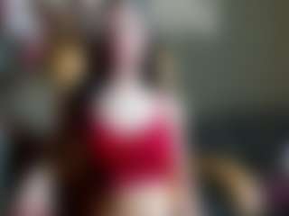 Live cam show with Emma - Sexydance on friskycurves.com