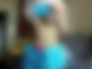 Live cam show with Emma - Ride on CamwithHer