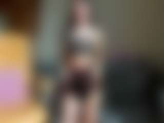 Emma's Live Sex Cam Show