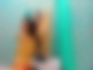 Live cam show with Emma - Sucking on Camsoda