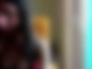 Live cam show with Emma - Sexydance on Camsoda