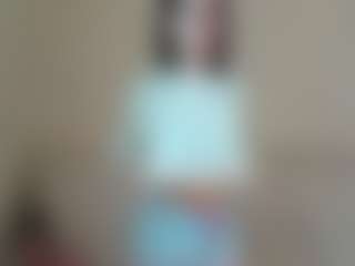 Live cam show with Emma - Sexydance on Dare Cams