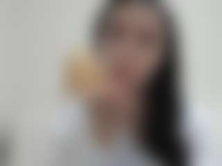 Live cam show with Emma - Sucking on Mixed Magazine Live
