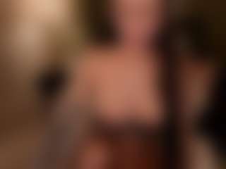 SuzuSummer's Live Sex Cam Show