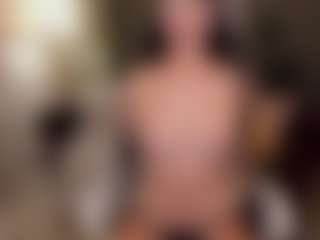 SuzuSummer's Live Sex Cam Show