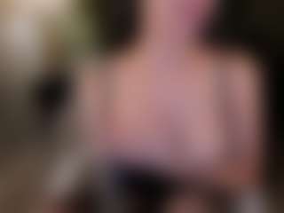 SuzuSummer's Live Sex Cam Show