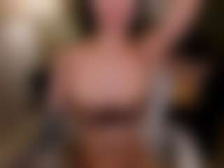 SuzuSummer's Live Sex Cam Show