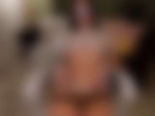SuzuSummer's Live Sex Cam Show