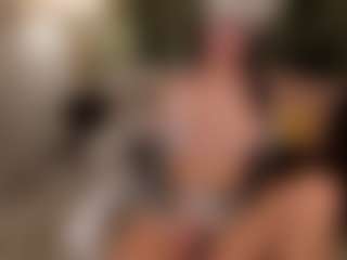 SuzuSummer's Live Sex Cam Show
