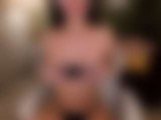 SuzuSummer's Live Sex Cam Show