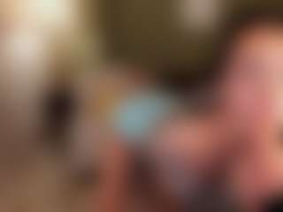 SuzuSummer's Live Sex Cam Show