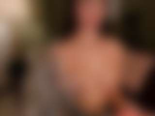 SuzuSummer's Live Sex Cam Show