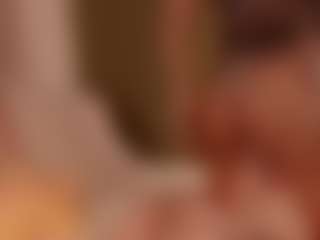SuzuSummer's Live Sex Cam Show