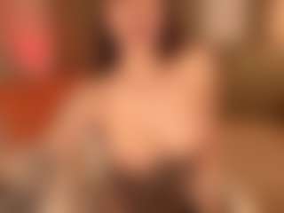 SuzuSummer's Live Sex Cam Show