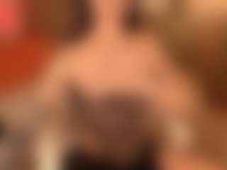 SuzuSummer's Live Sex Cam Show