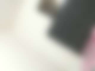 Live cam show with Aprilsaenz - Red Hair on livesuperchat.net