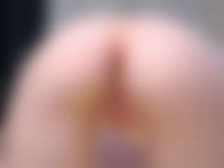 Live cam show with kellybbface - Vibe on fuck-show.com