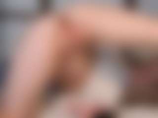 Live cam show with kellybbface - Babygirl on CamClone