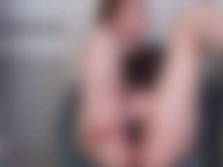 kellybbface's Live Sex Cam Show