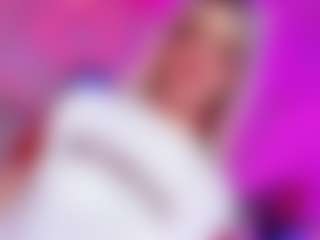 Live cam show with Alessa-mullen - Tease on Soda Cam