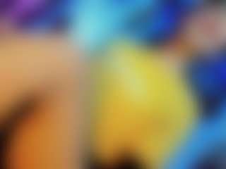 Live cam show with Alessa-mullen - Black Hair on fuck-show.com