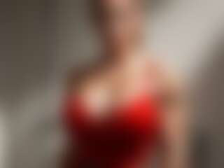 Seks show na żywo z Ann Denise