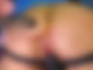 WetPantiess's Live Sex Cam Show