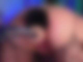 WetPantiess MILF webcam performer live streaming
