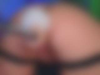 WetPantiess's Live Sex Cam Show