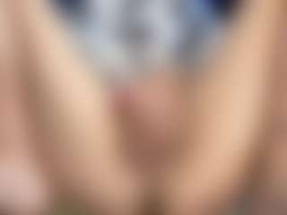 Live cam show with Marrie - Bush on instabang