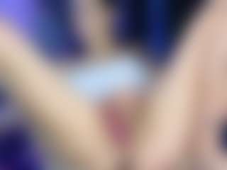 Live cam show with Marrie - Fingerass on madthumbs