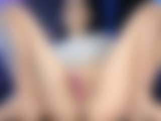 Live cam show with Marrie - Fingerass on Camsoda