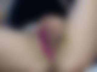 Live cam show with Marrie - Nora on CamSodaAdn