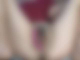 Live cam show with Marrie - Bush on CamwithHer