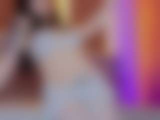 Live cam show with SEXYHELA - Oil on Hubzter Live
