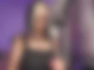 Live cam show with GODDESS HELA - Long Legs on Fit Hotties