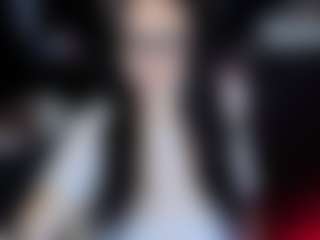 Live cam show with GODDESS HELA - Legs on Lustler
