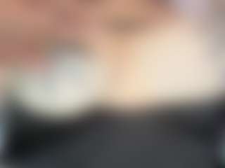 Live cam show with GODDESS HELA - Garter on Hubzter Live