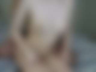 JoeyClouds's Live Sex Cam Show