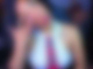 Live cam show with VIOLETHSKINNY - Athletic on Camsoda