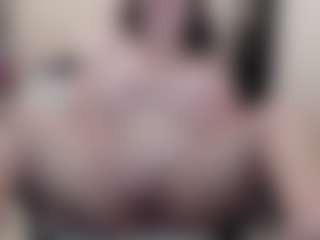 Vlada-08's Live Sex Cam Show