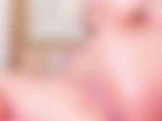 MiaVelveett's Live Sex Cam Show