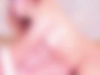 Live cam show with MiaVelveett - Blonde Hair Petite on Camsoda